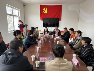 藝術(shù)設計學院學生黨支部赴萊蕪青合村開展主題黨日暨文化藝術(shù)交流活動