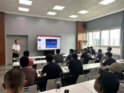 鞏固技能促提升 交流學習強安全——重慶空管分局精細化開展西南地區(qū)中小機場復訓工作技術交流側記